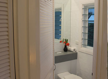 SEAVIEWS Bathroom